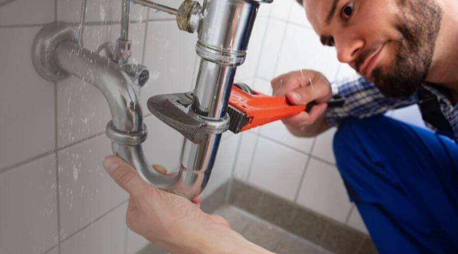Expert burst pipe repair services in Robbinsville, NJ